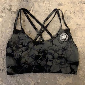 Soul cycle camo sports bra